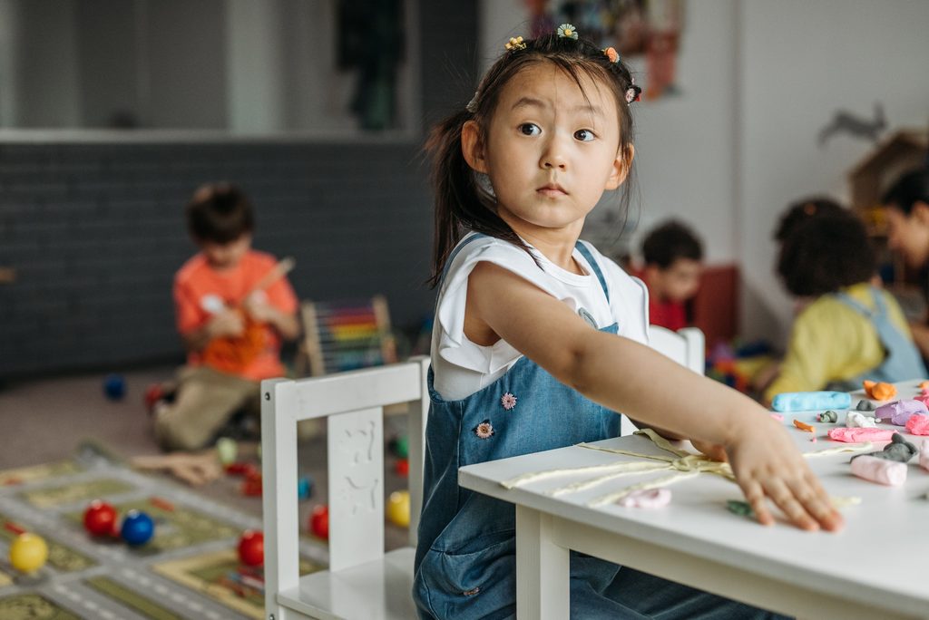 Mi hijo se porta mal en el colegio y bien en casa